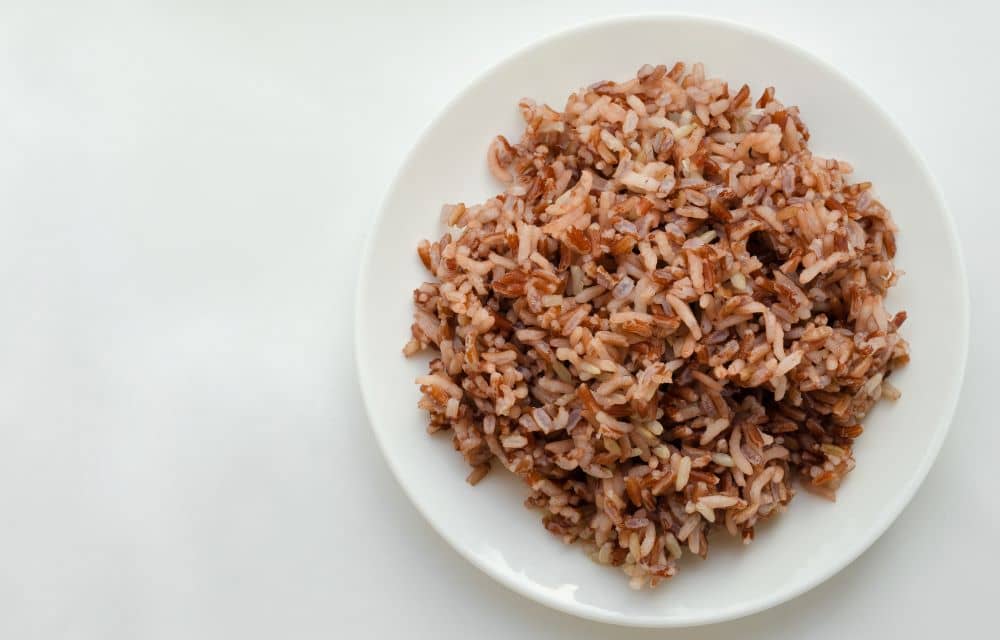 Aside from keeping you energized, brown rice also help keep your heart healthy.